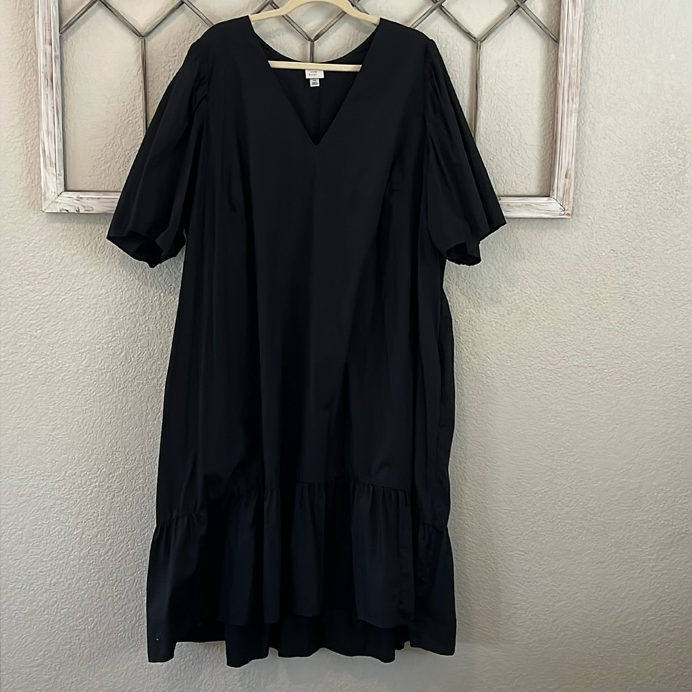 Super comfy ruffle bottom dress 3X